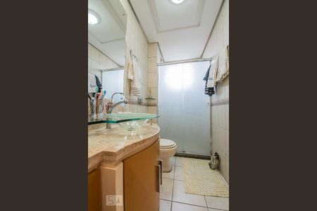 Banheiro de apartamento para alugar com 3 quartos, 137m² em Kobrasol, São José