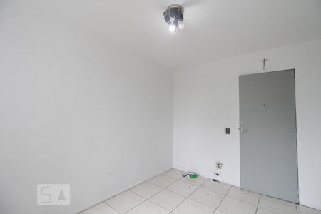 Sala de apartamento para alugar com 2 quartos, 50m² em Cristo Rei, Curitiba