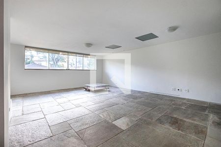 Sala de casa para alugar com 5 quartos, 380m² em Jardim das Bandeiras, São Paulo