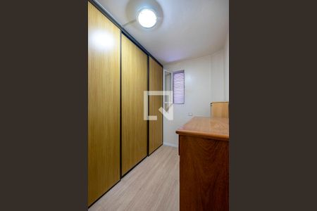 Casa para alugar com 380m², 5 quartos e 4 vagas Casa para alugar com 380m², 5 quartos e 4 vagasSuíte - Closet