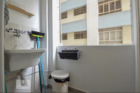 Apartamento à venda com 72m², 1 quarto e sem vagaArea de Serviços