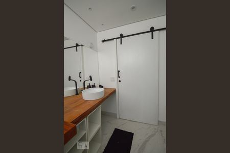 Apartamento à venda com 72m², 1 quarto e sem vagaBanheiro