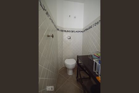 Apartamento à venda com 72m², 1 quarto e sem vagaBanheiro de Serviços