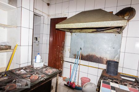 Cozinha 2 de casa à venda com 7 quartos, 350m² em Perdizes, São Paulo