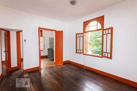 Casa à venda com 350m², 7 quartos e 2 vagasQuarto 5