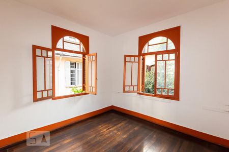 Casa à venda com 350m², 7 quartos e 2 vagasQuarto 3