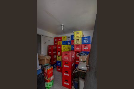 Casa à venda com 170m², 3 quartos e 8 vagas Casa à venda com 170m², 3 quartos e 8 vagasQuarto 1 Área Externa