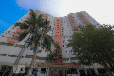 Apartamento para alugar com 68m², 2 quartos e sem vaga Apartamento para alugar com 68m², 2 quartos e sem vagaFachada