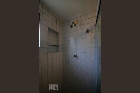 Banheiro de apartamento para alugar com 2 quartos, 68m² em Vila Madalena, São Paulo