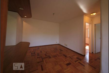Sala de apartamento para alugar com 2 quartos, 68m² em Vila Madalena, São Paulo
