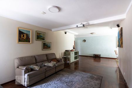 Sala de apartamento para alugar com 3 quartos, 136m² em Chácara Inglesa, São Paulo
