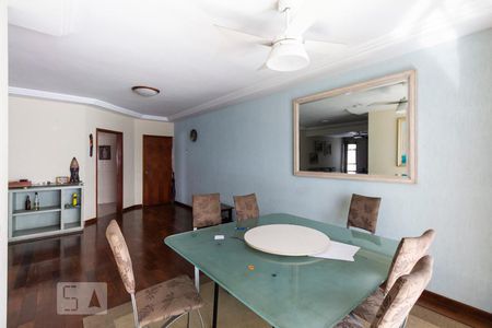 Sala de apartamento para alugar com 3 quartos, 136m² em Chácara Inglesa, São Paulo