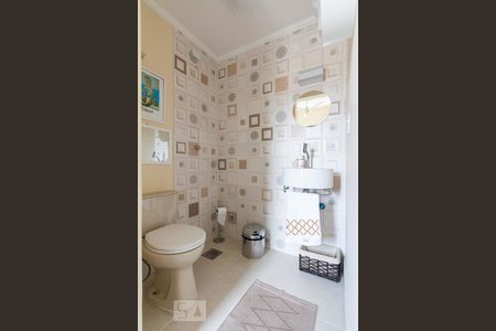 Apartamento para alugar com 136m², 3 quartos e 2 vagasBanheiro de serviço