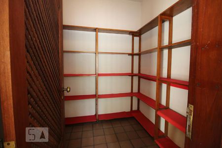 Casa de condomínio para alugar com 360m², 4 quartos e 4 vagasQuarto de Serviço ou Despensa