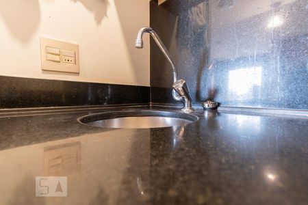 Cozinha - Detalhe de apartamento para alugar com 1 quarto, 43m² em Pinheiros, São Paulo