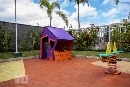 Apartamento para alugar com 57m², 2 quartos e 1 vaga Apartamento para alugar com 57m², 2 quartos e 1 vagaPlayground