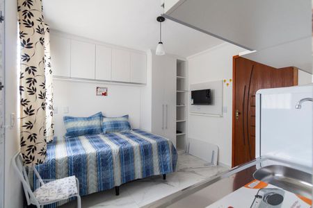 Quarto / Cozinha de kitnet/studio para alugar com 1 quarto, 15m² em Planalto Paulista, São Paulo