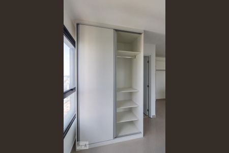 Sala/Quarto de kitnet/studio para alugar com 1 quarto, 40m² em Campo Belo, São Paulo