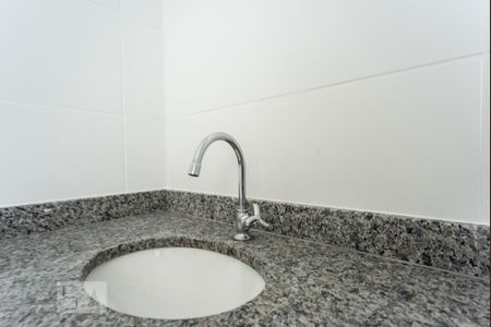Banheiro de kitnet/studio para alugar com 1 quarto, 36m² em Santa Paula, São Caetano do Sul