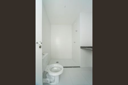Banheiro de kitnet/studio para alugar com 1 quarto, 36m² em Santa Paula, São Caetano do Sul