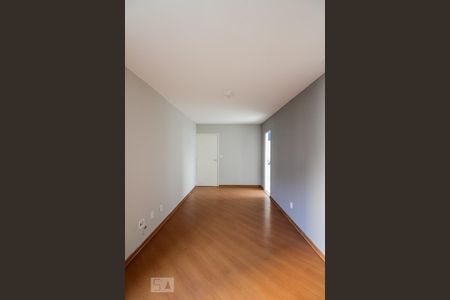 Sala de apartamento para alugar com 3 quartos, 70m² em I.a.p.i., Osasco
