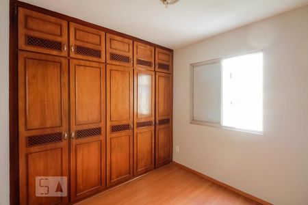 Quarto 2 de apartamento para alugar com 3 quartos, 70m² em I.a.p.i., Osasco