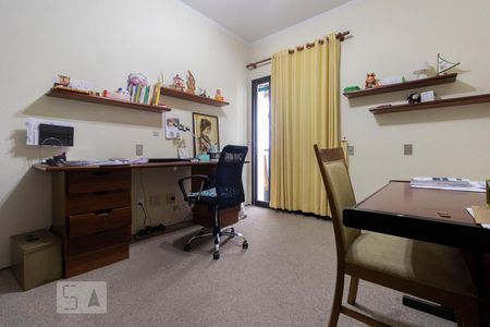 Apartamento à venda com 219m², 4 quartos e 3 vagas Apartamento à venda com 219m², 4 quartos e 3 vagasQuarto 2