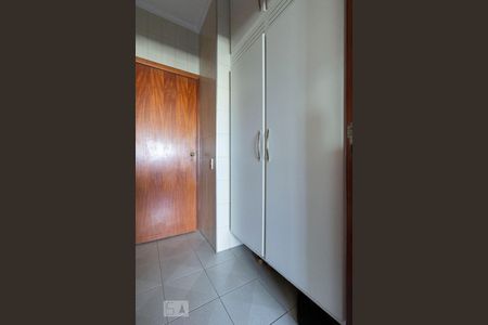 Apartamento à venda com 219m², 4 quartos e 3 vagas Apartamento à venda com 219m², 4 quartos e 3 vagasDispensa