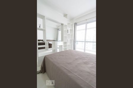 Studio à venda com 50m², 1 quarto e 1 vaga Studio à venda com 50m², 1 quarto e 1 vagaQuarto