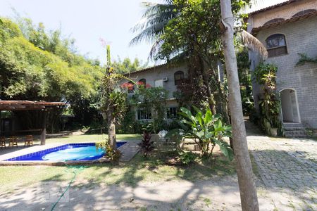 Apartamento para alugar com 55m², 1 quarto e 1 vaga Apartamento para alugar com 55m², 1 quarto e 1 vagaÁrea comum - Piscina