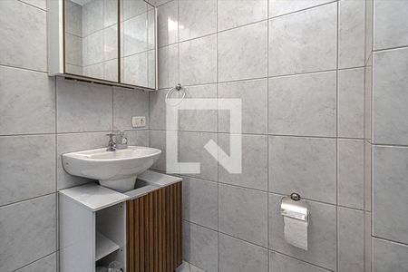 Banheiro de apartamento para alugar com 1 quarto, 45m² em Aclimação, São Paulo