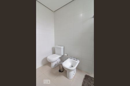 Apartamento à venda com 266m², 4 quartos e 4 vagasBanheiro Suíte Master