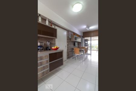 Apartamento à venda com 266m², 4 quartos e 4 vagasCozinha