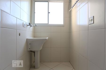 Área de Servico de apartamento à venda com 2 quartos, 50m² em Km 18, Osasco