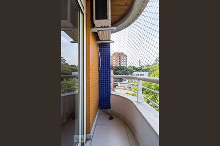 Apartamento para alugar com 263m², 3 quartos e 6 vagasSacada suíte 2