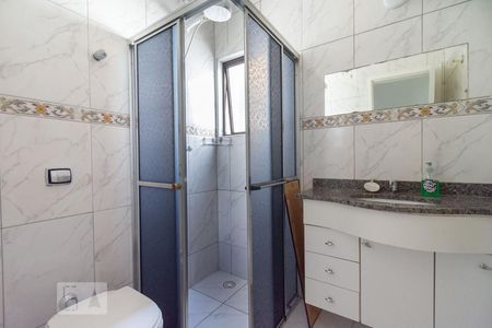 Banheiro de apartamento à venda com 3 quartos, 96m² em Vila Assunção, Santo André