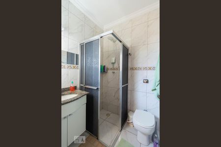 Suíte - banheiro de apartamento para alugar com 3 quartos, 96m² em Vila Assunção, Santo André