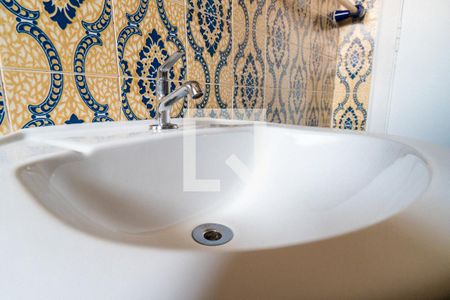 Casa à venda com 156m², 3 quartos e 2 vagasBanheiro da Suíte Detalhe