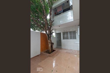 Apartamento para alugar com 50m², 1 quarto e sem vagaQuintal