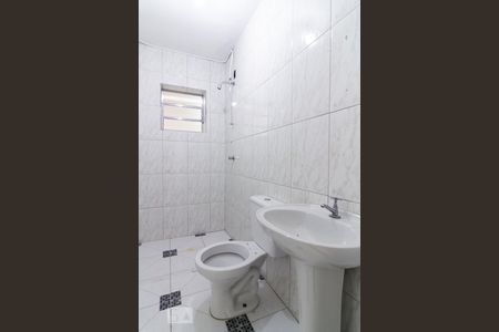 Banheiro de apartamento para alugar com 1 quarto, 40m² em Vila Constança, São Paulo