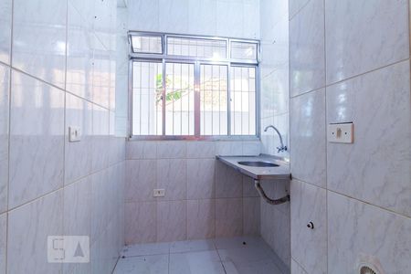 Cozinha de casa para alugar com 1 quarto, 40m² em Vila Constança, São Paulo