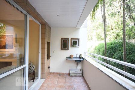 Varanda gourmet	 de apartamento para alugar com 2 quartos, 84m² em Vila Andrade, São Paulo