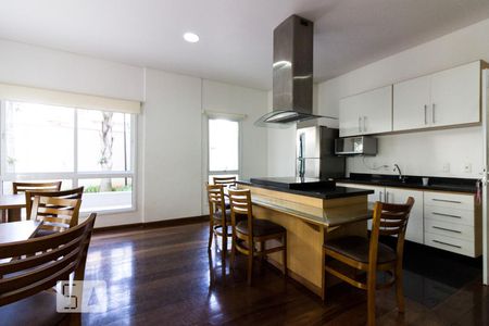 Apartamento à venda com 95m², 2 quartos e 1 vagaSalão de festas