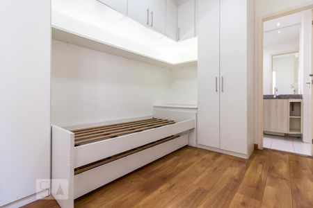 Suíte 1 de apartamento para alugar com 2 quartos, 85m² em Jardim Tupanci, Barueri