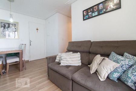 Apartamento à venda com 50m², 2 quartos e 1 vaga Apartamento à venda com 50m², 2 quartos e 1 vagaSala