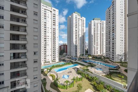 Vista do quarto 1 de apartamento para alugar com 2 quartos, 64m² em Vila Suzana, São Paulo