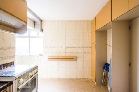 Apartamento à venda com 56m², 2 quartos e 1 vagaCozinha