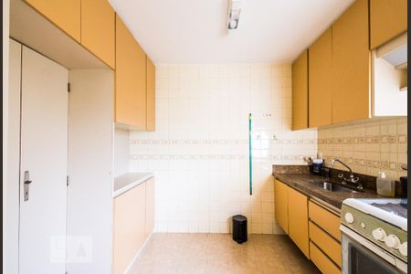 Apartamento à venda com 56m², 2 quartos e 1 vagaCozinha