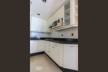 Studio para alugar com 56m², 1 quarto e 1 vaga Studio para alugar com 56m², 1 quarto e 1 vagaCozinha