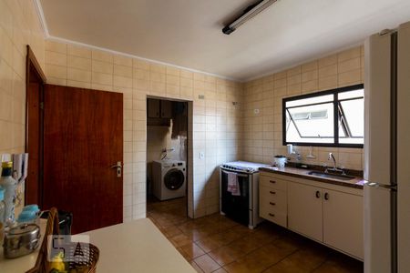 Apartamento à venda com 128m², 3 quartos e 2 vagasCozinha